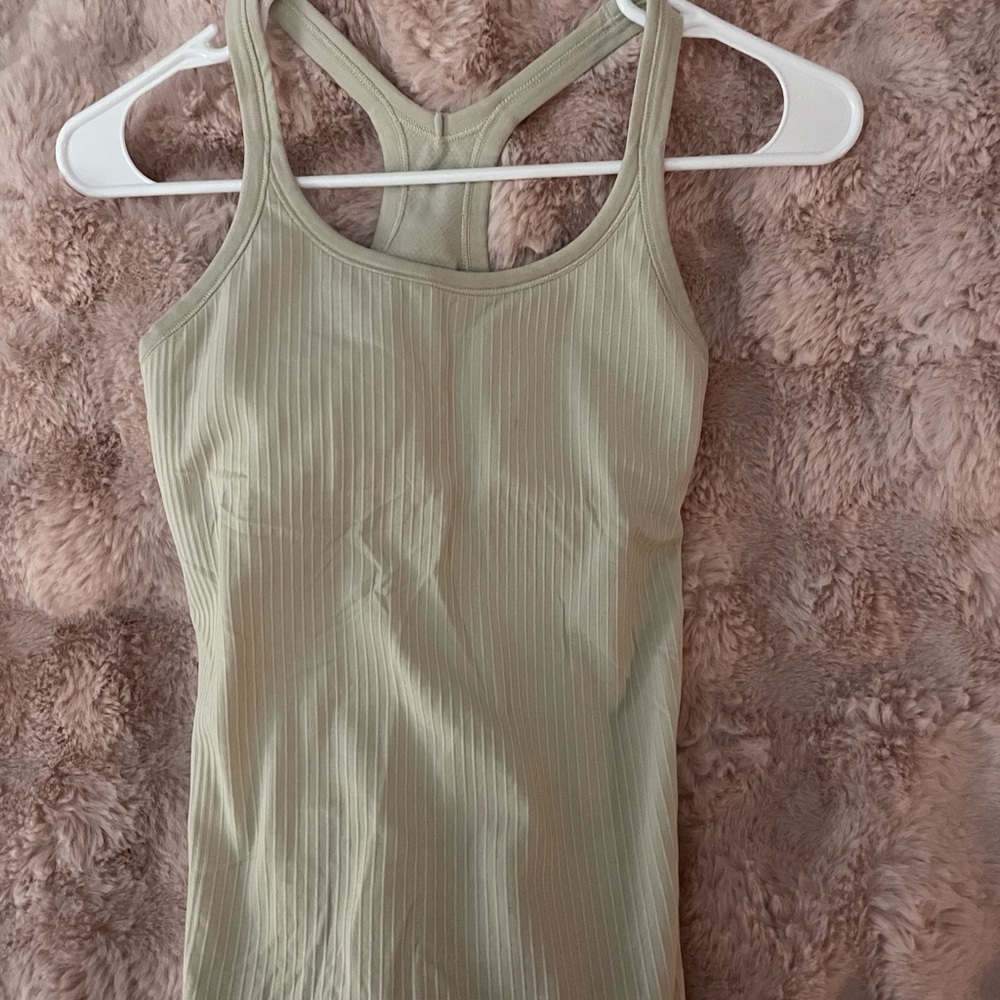 Lululemon Ebb to The Street Tank Size 2